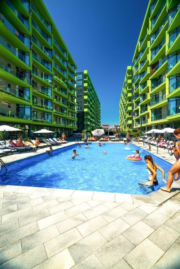 Mur Apartament Alezzi Beach Resort Navodari Exterior photo
